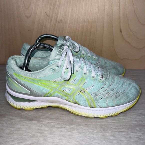 Asics Gel Nimbus 22 Mint Tint Safety Yellow 1012A663 Women's 9 - Picture 3 of 11
